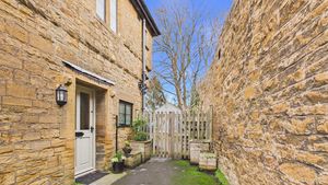 Photo 12- click for photo gallery